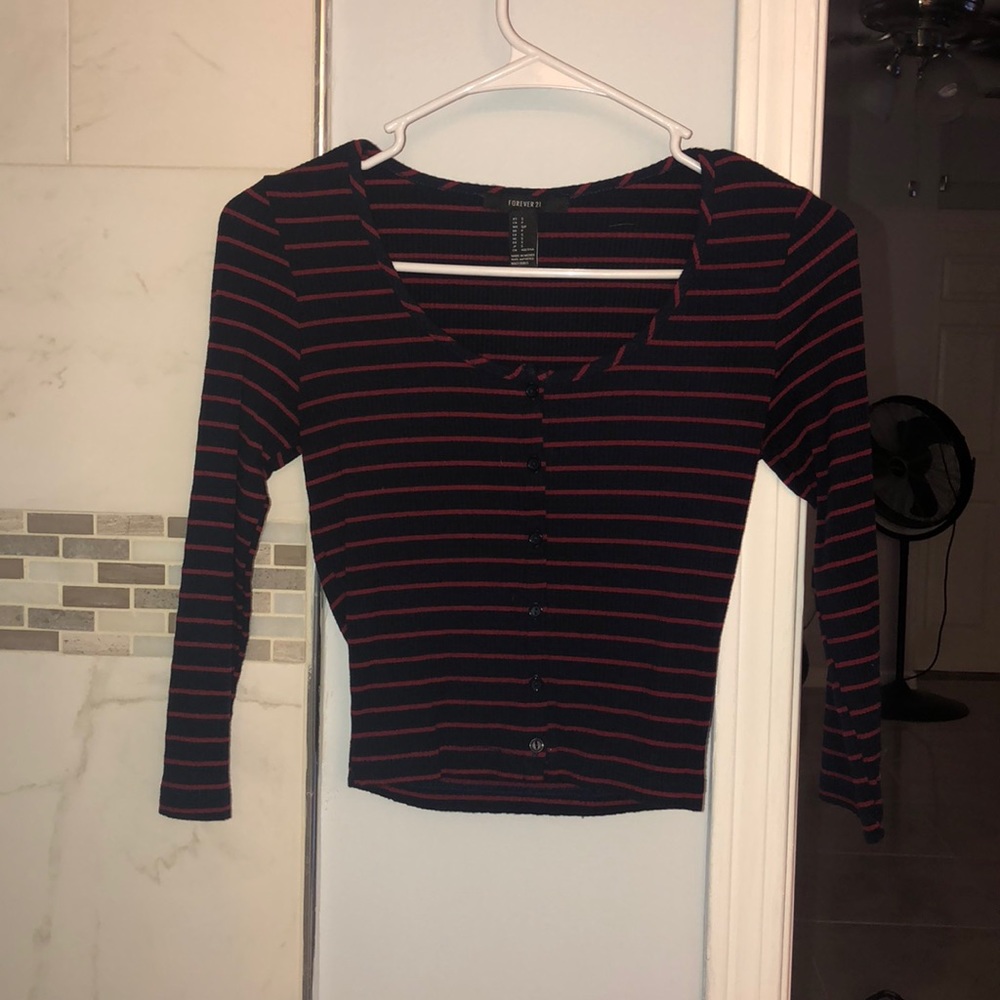 Navy&red top
